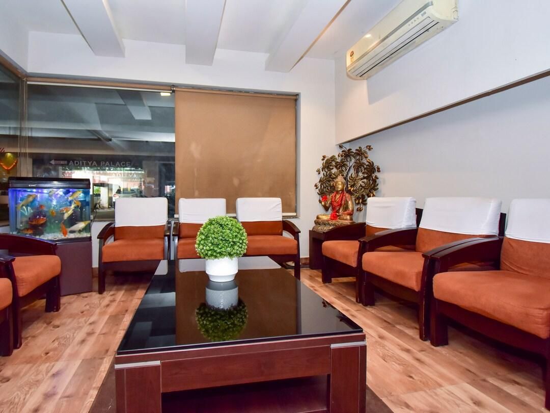 Hotel Aditya Palace - Rājahmundry - Lounge
