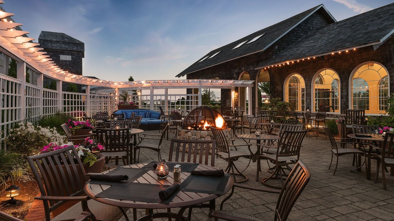 DoubleTree by Hilton Cape Cod - Hyannis