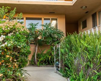 Cal Mar Hotel Suites - Santa Monica - Outdoor view