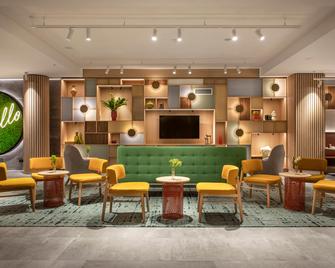 Holiday Inn Melbourne Bourke Street Mall By IHG - Melbourne - Lounge