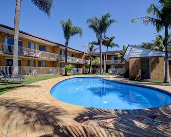 Beachpark Apartments - Coffs Harbour - Pool
