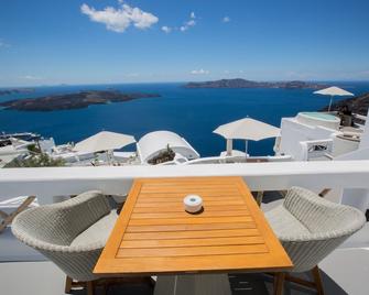 Chic Hotel Santorini - Thera - Balcony