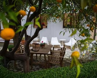 Hotel Villa Gloria - Varazze - Patio