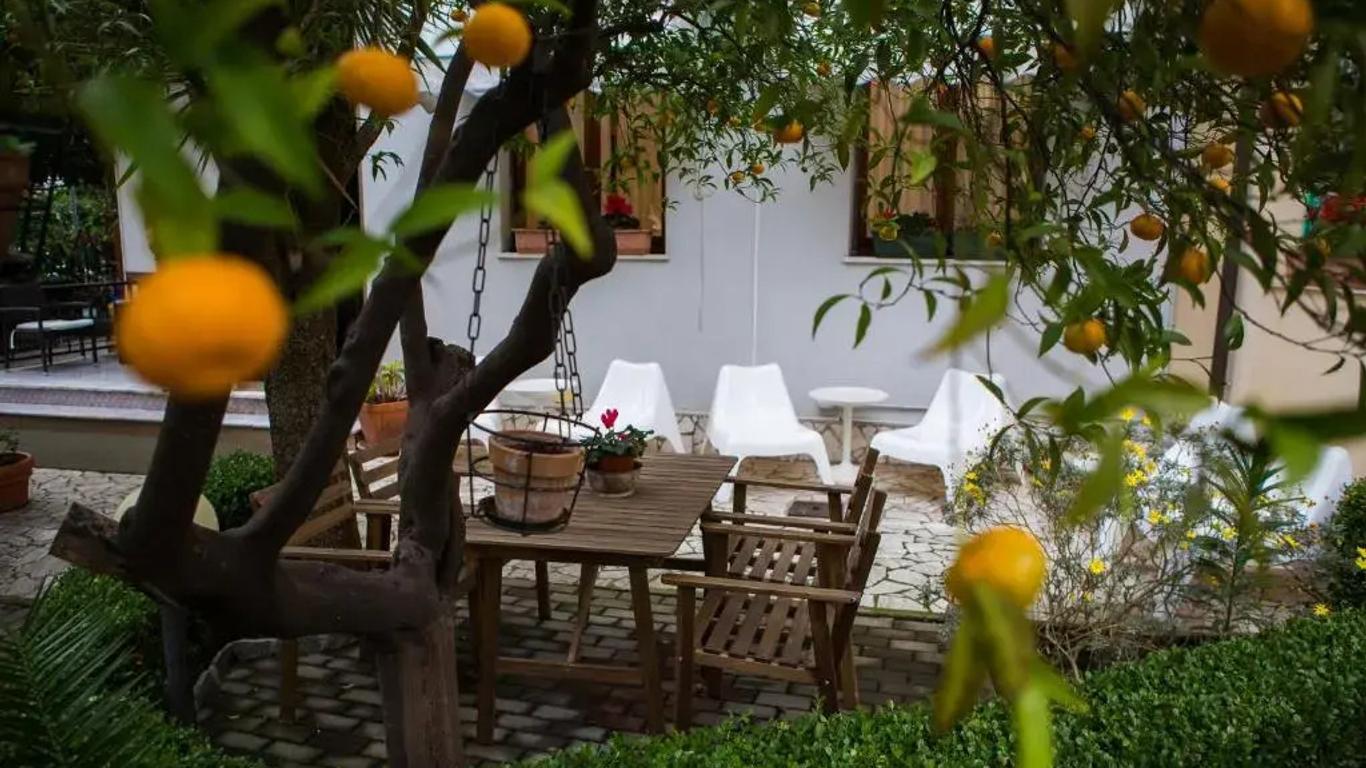 هوتل فيلا جلوريا