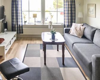Gorgeous Apartment In Tjurkö - Karlskrona - Vardagsrum