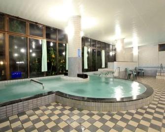 Hotel Taihei Onsen - Kanoya - Pool