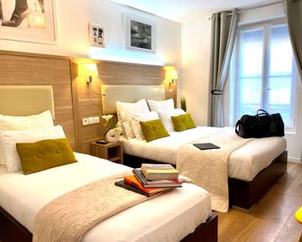 Hotel Clairefontaine - Paris - Bedroom