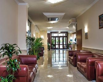 Gh Hotel - Piazza Armerina - Salónek