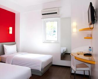 Amaris Hotel Ambon - Ambon - Bedroom