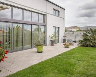 لوفت زين بوردو - بوردو - مبنى