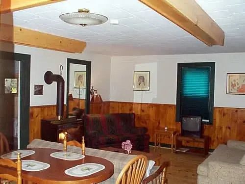 High Falls Bay Cottages, Camping & Waterpark