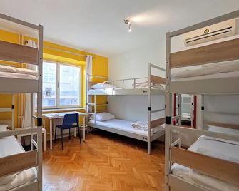 Whole Wide World Hostel - Zagreb