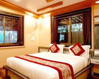 Bagicha Villa and Cottage - Mahabaleshwar - Bedroom