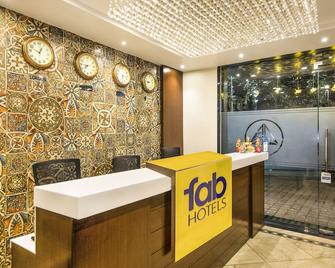 Fabhotel De Sivalika - Howrah - Front desk