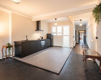 2br City Stay - Grand Central Area - Antwerp - Kitchen