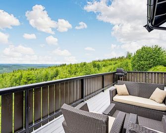 4 star holiday home in Fall-By Traum - Raufoss - Balcón