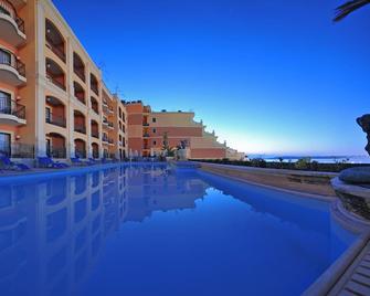 Grand Hotel Gozo - Għajnsielem - Pool