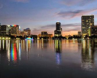 Your Orlando Escape | Infinity Pool. Gym. 1br - Celebration