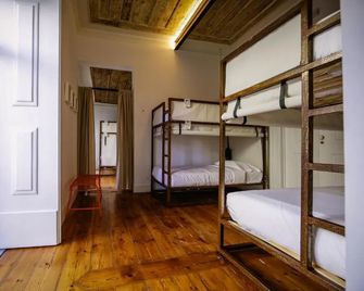 De Pedra e Sal Hostel & Suites - Setúbal