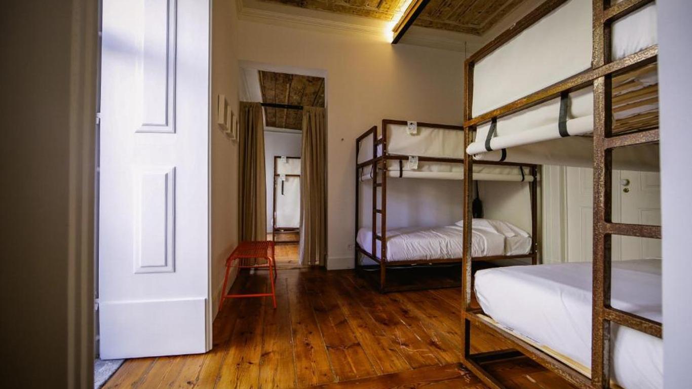 De Pedra e Sal Hostel & Suites