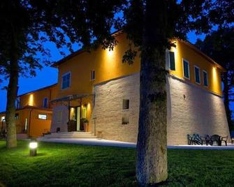 Relais Villa Fornari - Camerino - Будівля