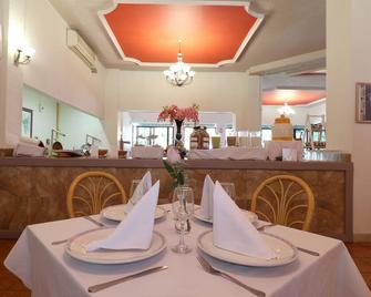 Hotel Misión Aguascalientes Zona Sur - Aguascalientes - Phòng ăn
