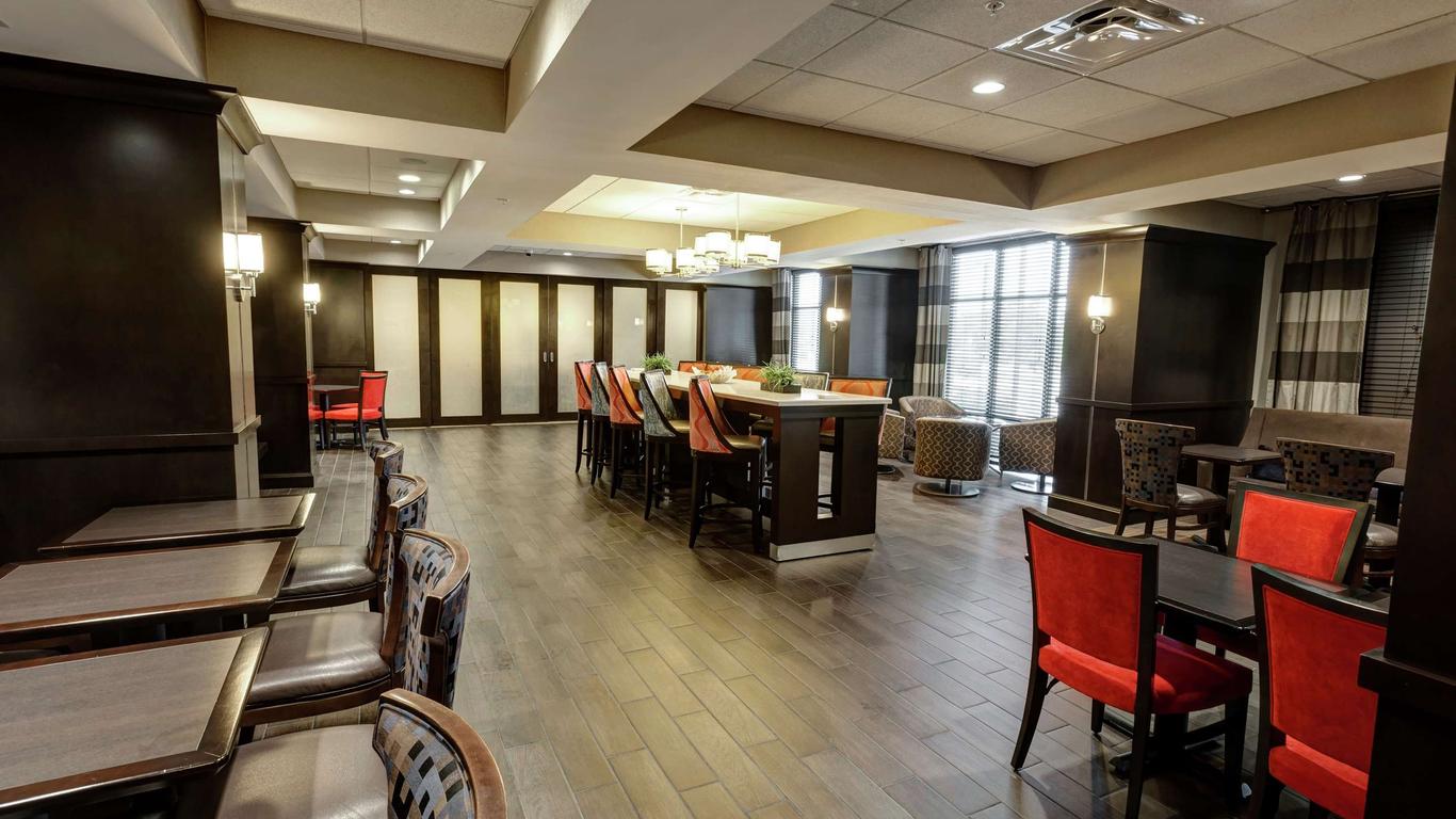 Hampton Inn Neptune/Wall