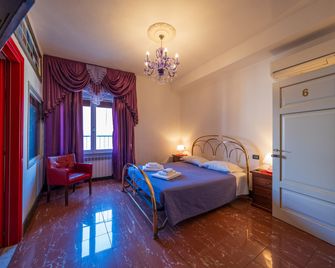 Bed & Breakfast of Christian - Pisa - Makuuhuone