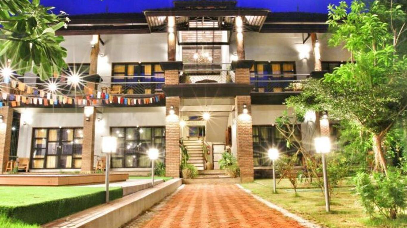 Above The Sea Maesariang