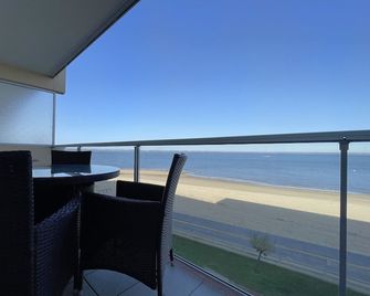 1-bedroom apartment near center with terrace and underground parking - Arcachon - Balcony