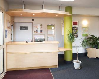 B&B HOTEL Auxerre Monéteau - Monéteau - Рецепція