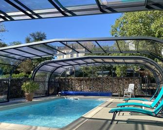 Sun Room - Pouzauges - Piscine
