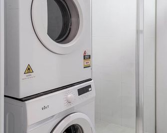 Apartments on Chapman - Melbourne - Laundry facility