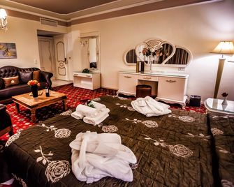 Kouros Hotel - Dráma