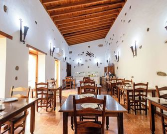 Hotel Rural Casa de Los Camellos - Agüimes - Restaurante