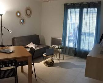 Studio 1407 Arles - Proche Tour Luma - Arles - Stue
