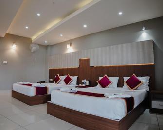 Wayanad Royal Crown - Kalpetta - Bedroom