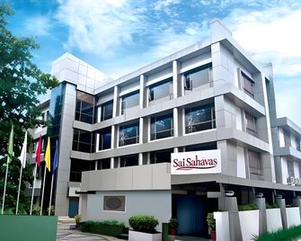 Hotel Sai Sahavas - Shirdi - Building