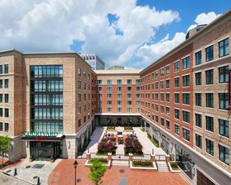 Courtyard by Marriott Richmond Downtown - Richmond - Gebäude