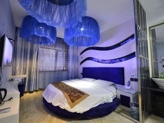 Home Inn Baiyun Hotel (Nanyang Station) - نانيانغ - غرفة نوم