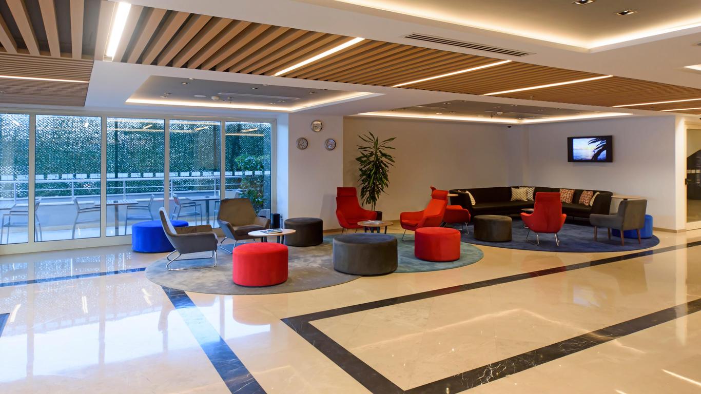 Holiday Inn Express Istanbul - Altunizade By IHG