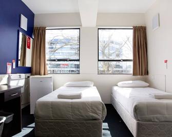 YMCA Hostel - Auckland - Bedroom