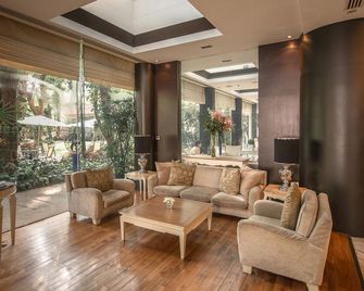 Pantip Suites - Bangkok - Recepción