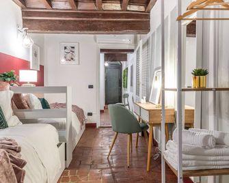 Wine Apartments Florence Ciliegiolo - Firenze - Olohuone