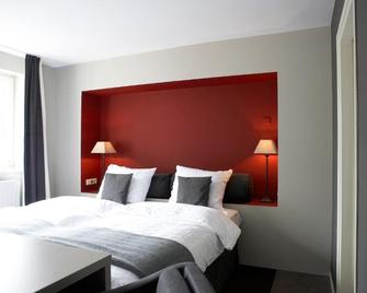 Hotel De Prins - Sittard - Спальня