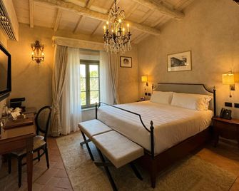 Villa Petriolo - Cerreto Guidi - Bedroom