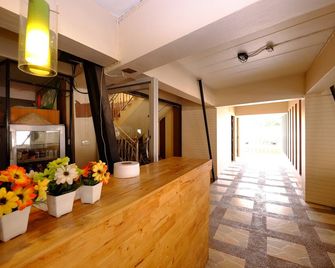 Baan Rim Khong Hotel - Nakhon Phanom - Pasillo