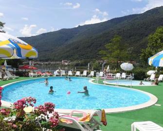 Casa Cesira - Tarzo - Piscina