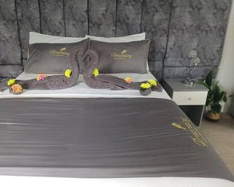 Lovely Studio Apartment in Soufriere from Claviers - Soufrière - Bedroom