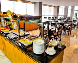 Days Inn By Wyndham Cascavel - Cascavel - Buffet